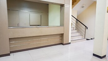 OYO 1740 Tekmira Residence Supratman Syariah