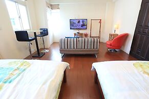 Downshifted House