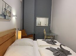 Lovely Rooms Next to the Trainstation WG