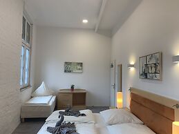 Lovely Rooms Next to the Trainstation WG