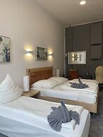 Lovely Rooms Next to the Trainstation WG