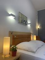 Lovely Rooms Next to the Trainstation WG