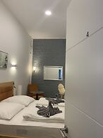 Lovely Rooms Next to the Trainstation WG