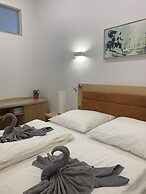 Lovely Rooms Next to the Trainstation WG