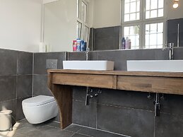 Lovely Rooms Next to the Trainstation WG