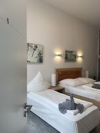 Lovely Rooms Next to the Trainstation WG