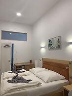 Lovely Rooms Next to the Trainstation WG