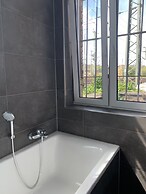 Lovely Rooms Next to the Trainstation WG