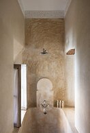 Riad Les Hirondelles Boutique Hotel