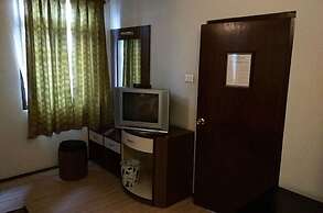 FabHotel The Junction