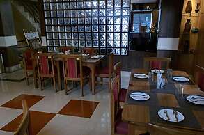 FabHotel The Junction