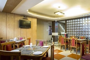 FabHotel The Junction