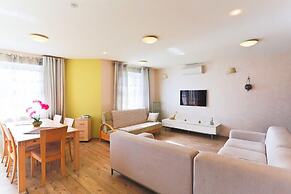 HOME APART Storozhovskaya 8 street