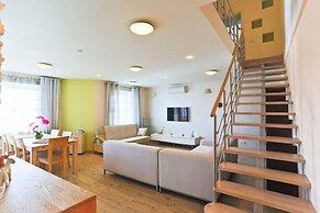 HOME APART Storozhovskaya 8 street