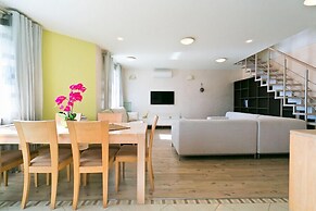 HOME APART Storozhovskaya 8 street