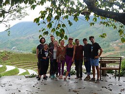 Zizi Homestay and Trekking - Hostel