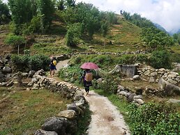 Zizi Homestay and Trekking - Hostel