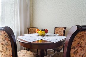 Home Apart 3