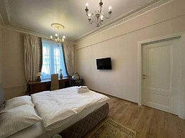 Home Apart 3