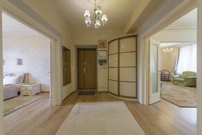 Home Apart 3