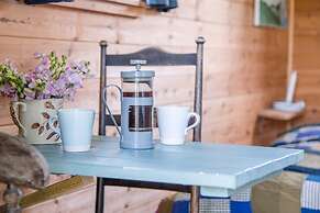Abbey Shepherds Hut, Eye