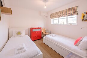 Honey Bee House, Orford