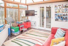 Honey Bee House, Orford