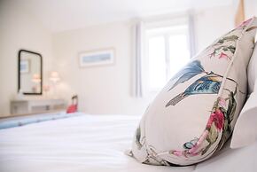 Hill Stables, Ufford