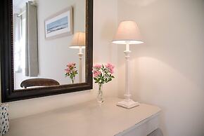 Hill Stables, Ufford