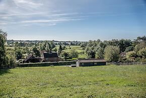 Hill Stables, Ufford