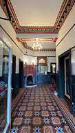 Pinegrove Hotel