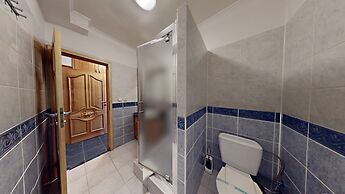 Hotel Diana