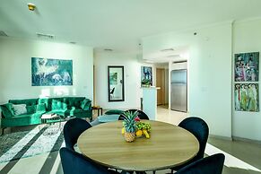 Full Sea View on The Beach With Balcony