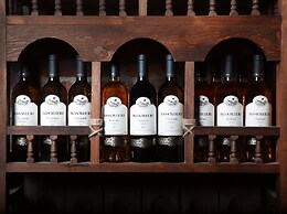 Château Mosmieri Hotel & Winery