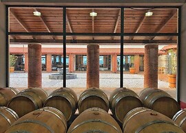 Château Mosmieri Hotel & Winery