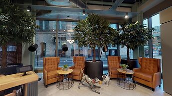 voco Manchester City Centre by IHG