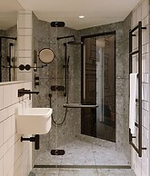 voco Manchester City Centre by IHG