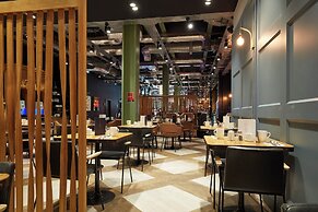 voco Manchester City Centre by IHG