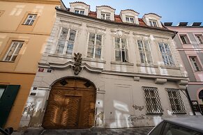 Exclusive home in heart of Prague