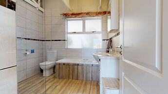 Aleph Cottage George