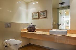 Panoramic Sea View W Pool & Gym Access