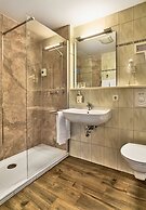 Miratel Hotel