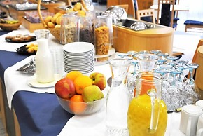 Miratel Hotel