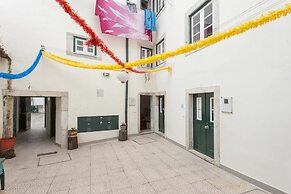 Alfama Charming Apartment, By TimeCooler