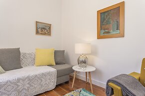 Spacious Alfama Duplex, By TimeCooler