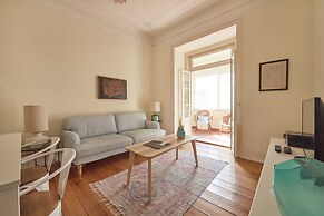 Renovated Spacious Baixa Apartment, By TimeCooler