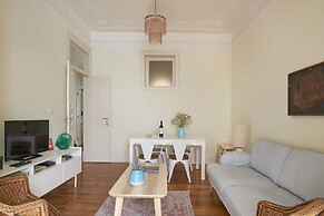 Renovated Spacious Baixa Apartment, By TimeCooler