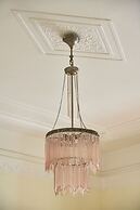 Renovated Spacious Baixa Apartment, By TimeCooler