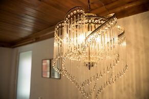 Light Filled Apartment near Chiado, By TimeCooler