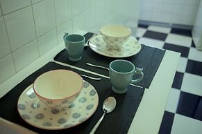 Light Filled Apartment near Chiado, By TimeCooler